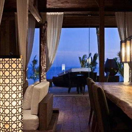 Khayangan Estate Hotel Pecatu  ภายนอก รูปภาพ