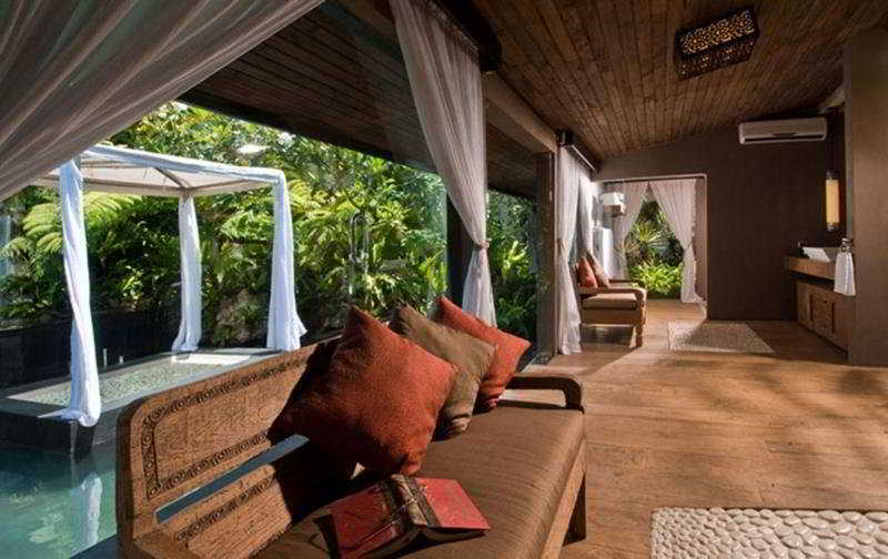 Khayangan Estate Hotel Pecatu  ภายนอก รูปภาพ