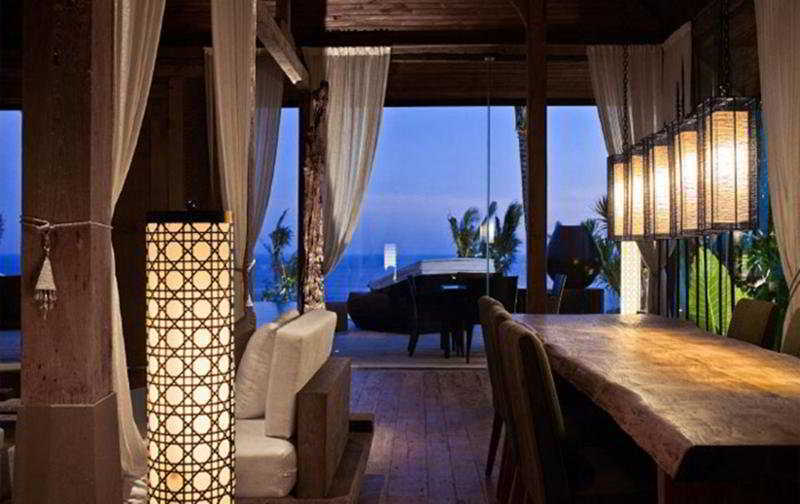 Khayangan Estate Hotel Pecatu  ภายนอก รูปภาพ